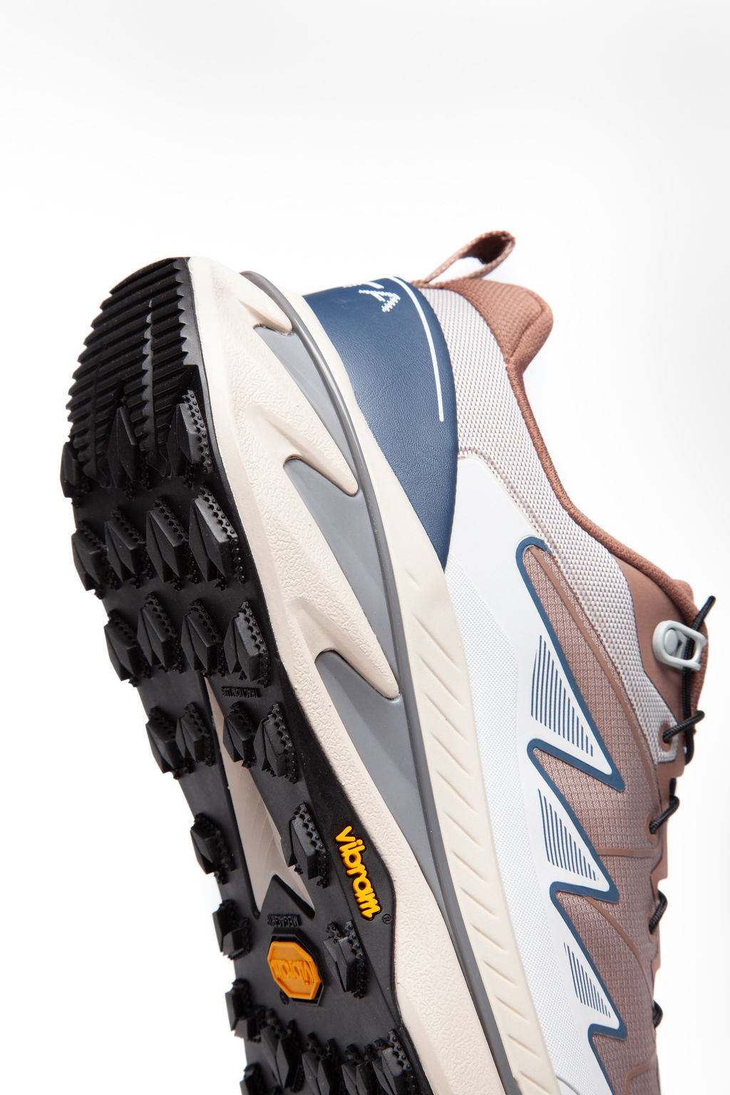 Кроссовки для трейлраннинга Коричневый /Серый /Синий WILDERNESS PRO - Anta фото 8