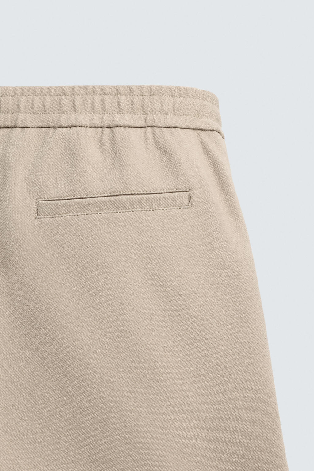 BERMUDA ESTRUCTURA CONFORT / Beige