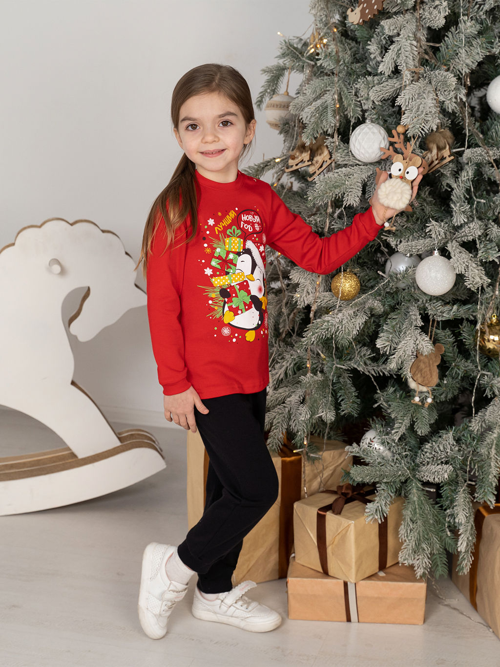 Костюм детский красныйчерный рисунок пингвин