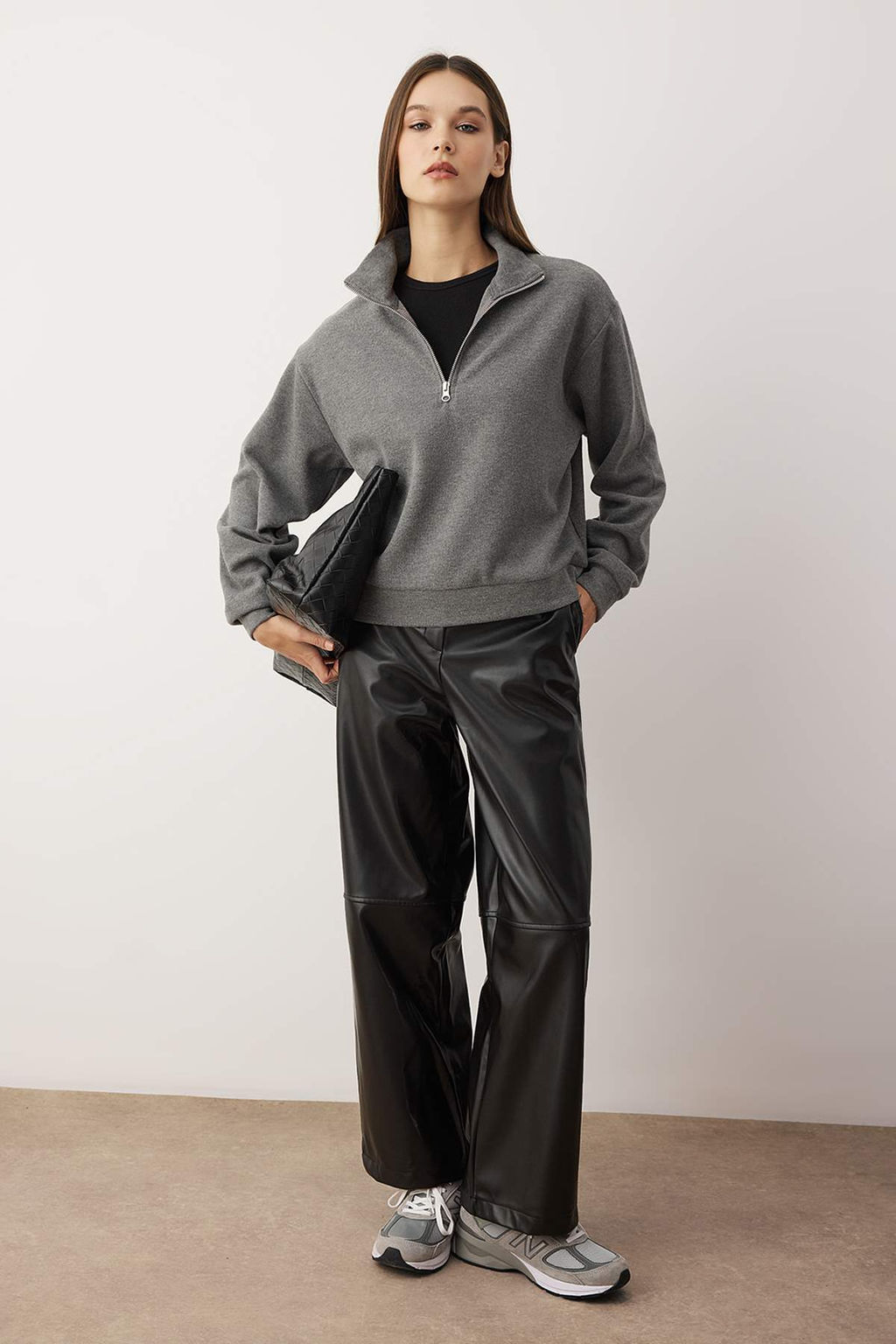 Antrasit Regular/Normal Kal?p Yar?m Pat Fermuarl? Kal?nOrme Sweatshirt TWOAW26SW00059 - Trendyolmilla фото 2