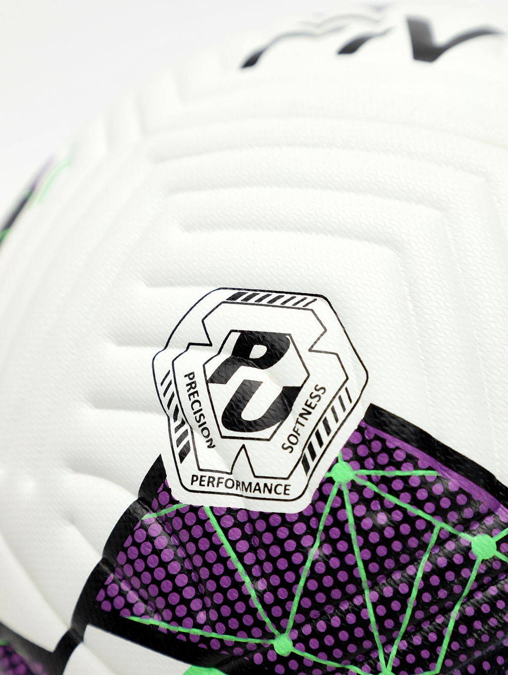Мяч футбольный FN Soccer Ball (White/Violet)