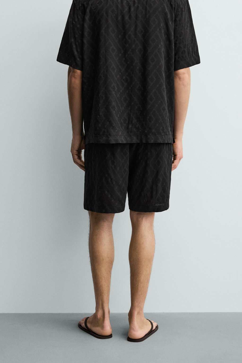 BERMUDA JACQUARD GEOM?TRICO / Negro - Zara фото 3
