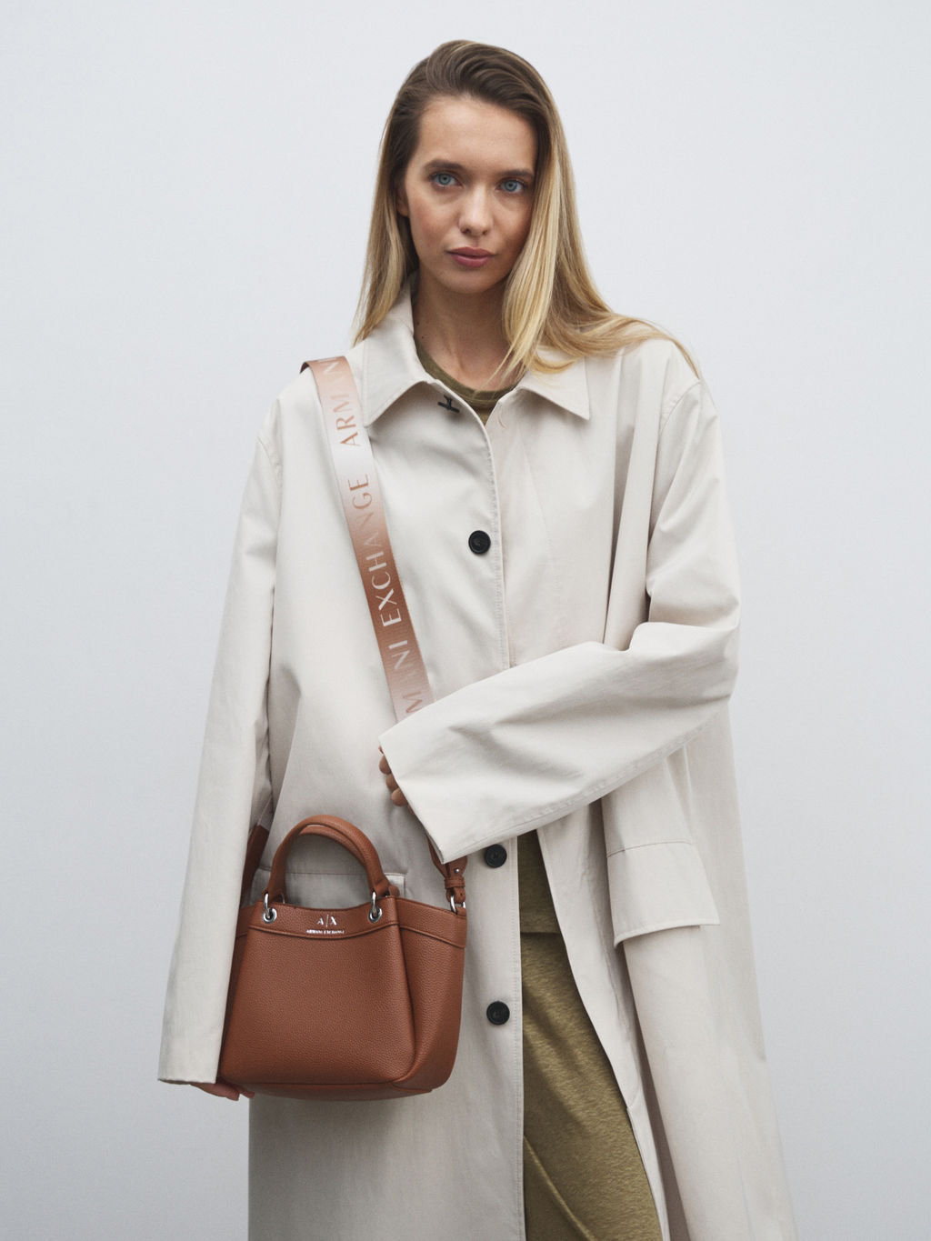Женский тоут ARMANI EXCHANGE WAVE Артикул 4361626, светло-коричневый  фото 5