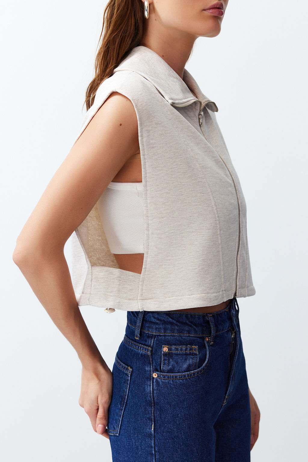 Bej Melanj Relaxed/Rahat Kal?p Fermuarl? Dik Yaka Ay Kol Kal?n Yelek TWOSS24YE00011