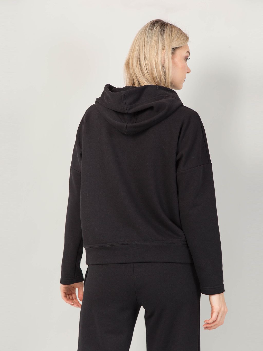 Джемпер из футера с капюшоном - Stilla фото 7