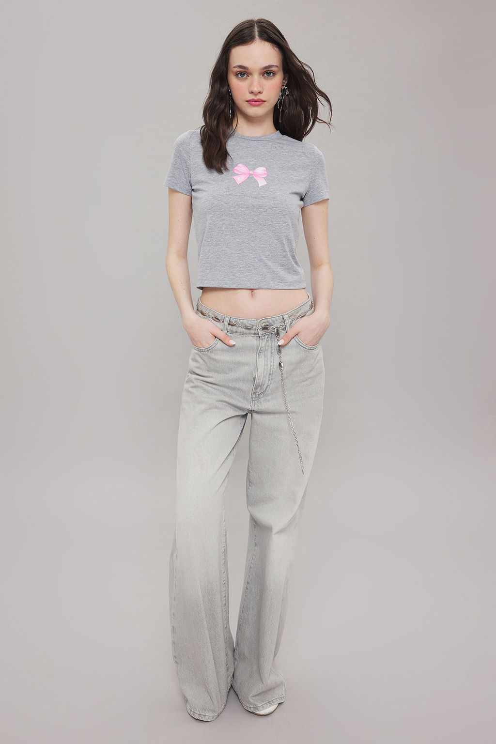 Gri Melanj Fitted/Vucuda Oturan Fiyonk Bask?l? Orme T-Shirt TWOSS25TS00082