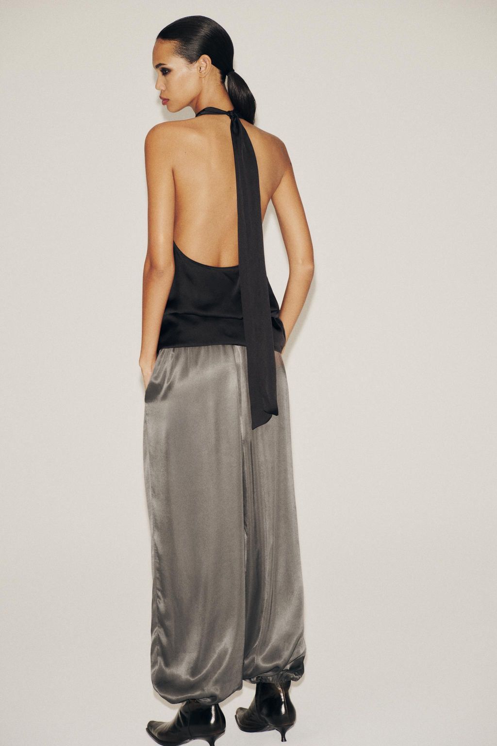 SATIN HALTER TOP - Zara фото 5