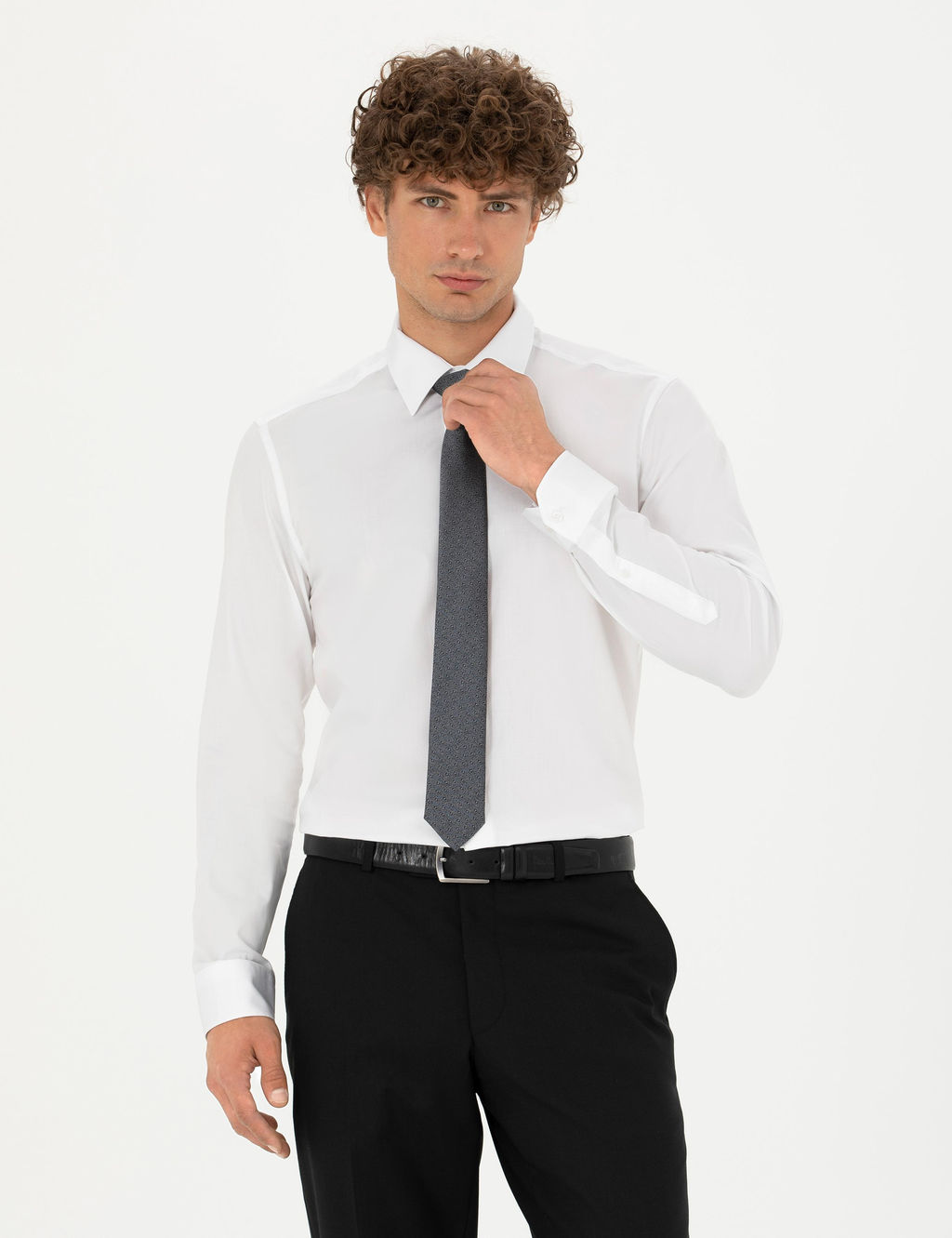 Beyaz Slim Fit Uzun Kollu G_mlek