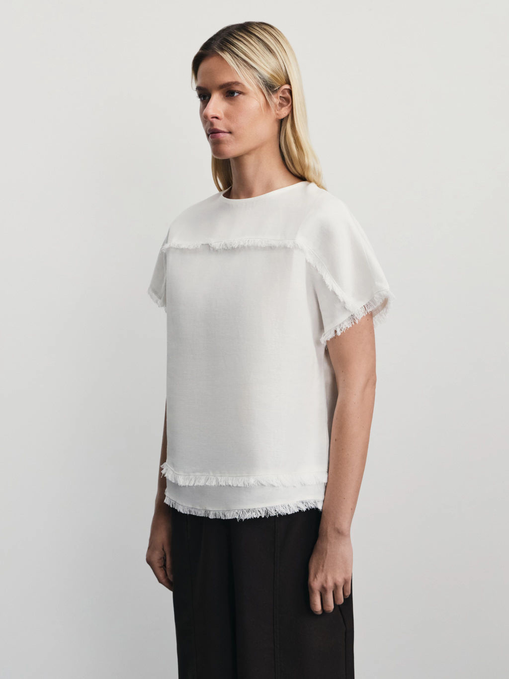 Блузка из вискозы и льна с бахромой / Zarina  фото 4