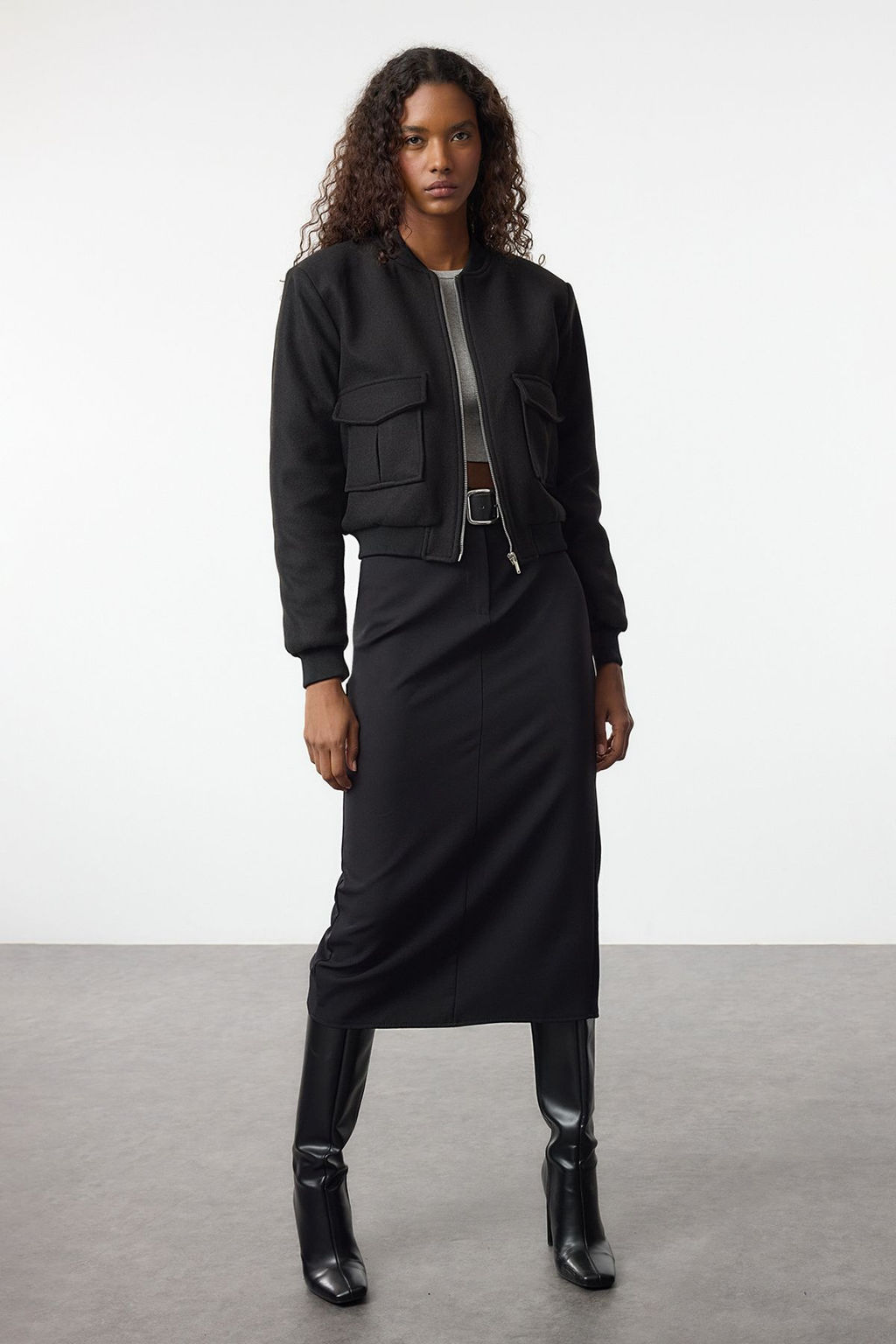 TRENDYOLMILLA Koyu Vizon Regular Kal?p Orme Kase Bomber Ceket Mont TWOAW25MO00085