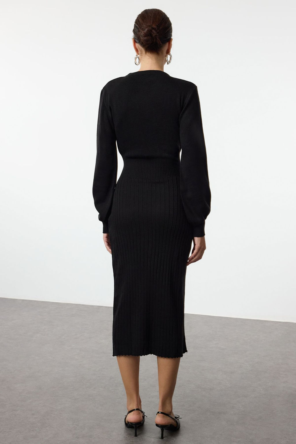 TRENDYOLMILLA Siyah Midi Triko A-Line Formda Elbise TWOAW25EL00023  фото 10