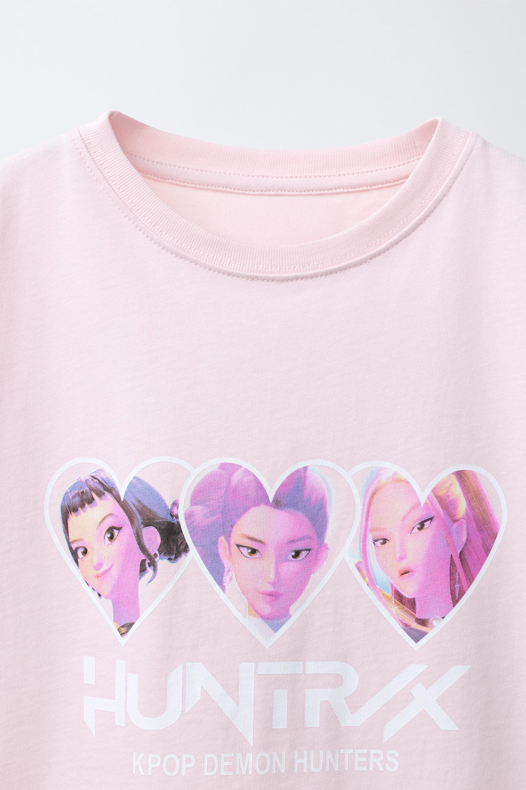 KPOP DEMON HUNTERS NETFLIX  PRINTED T-SHIRT - Zara фото 3