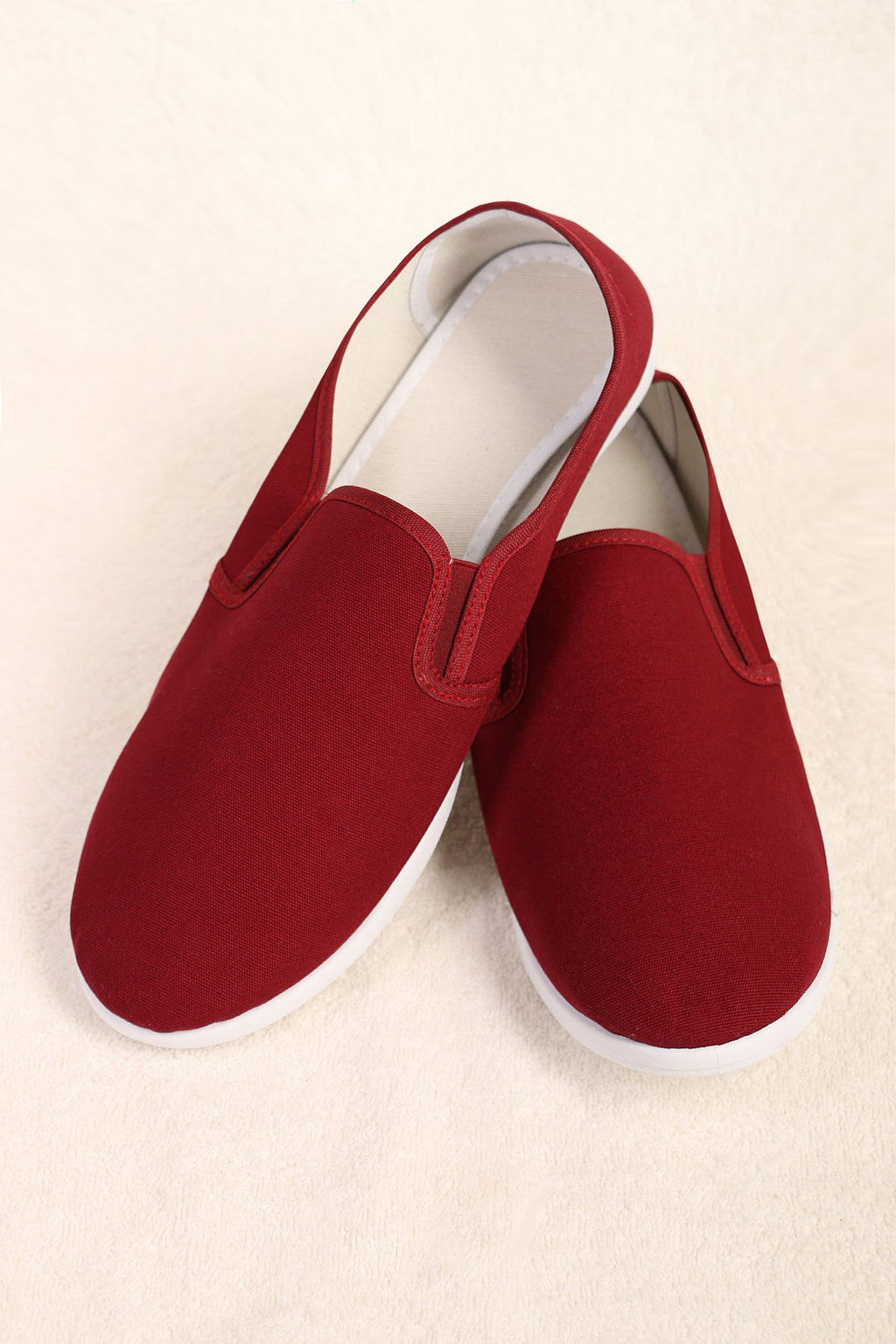 Слипоны бордовые