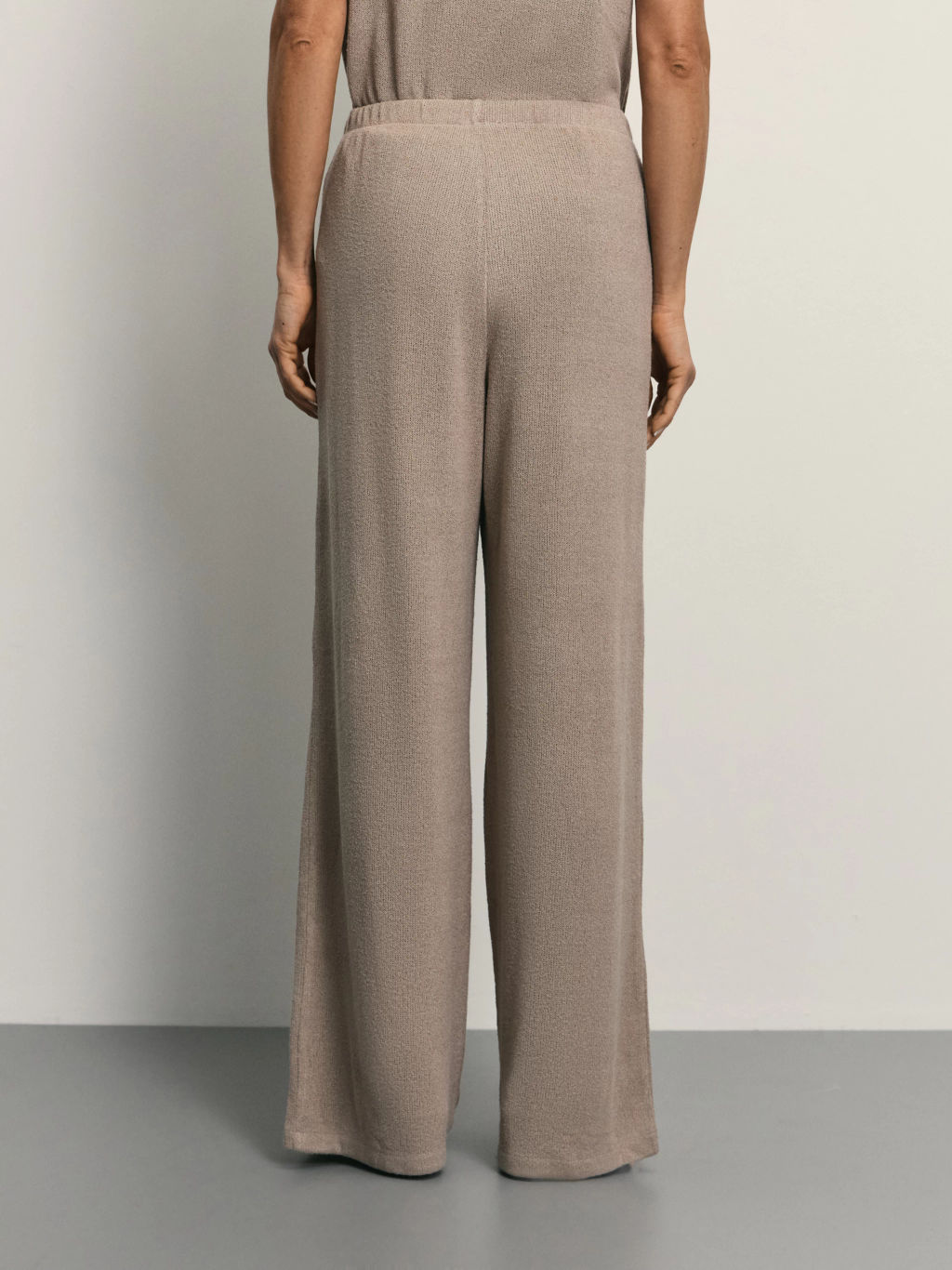 Широкие брюки из фактурной ткани / Zarina  фото 4