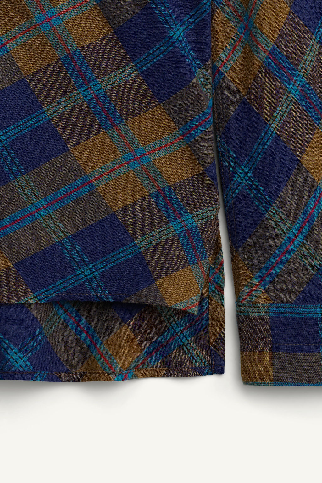 LIMITED EDITION FLOWING CHECK SHIRT - Zara фото 7