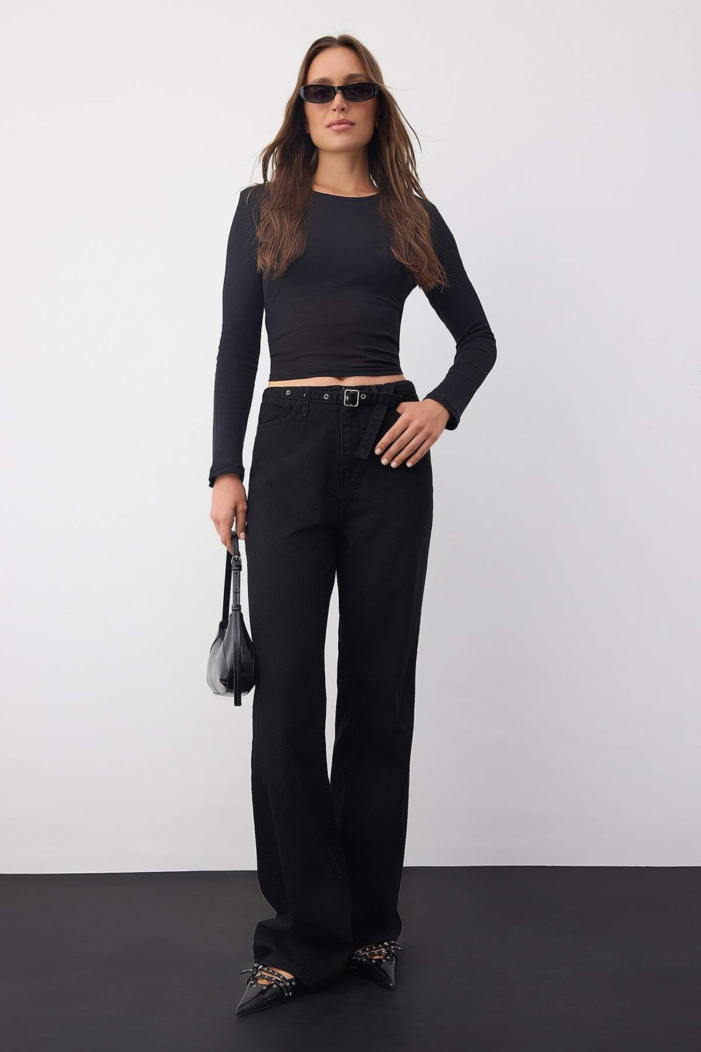 Wardrobe Essentials Siyah Yuksek Bel Kus Gozu Detayl? Kemerli Wide Leg Palazzo Jeans TWOAW26JE00098