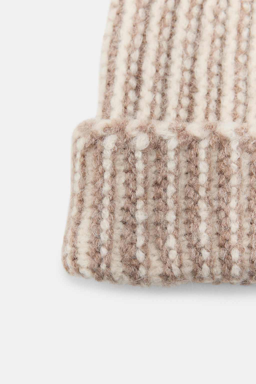 CONTRAST KNIT BEANIE - Zara фото 3