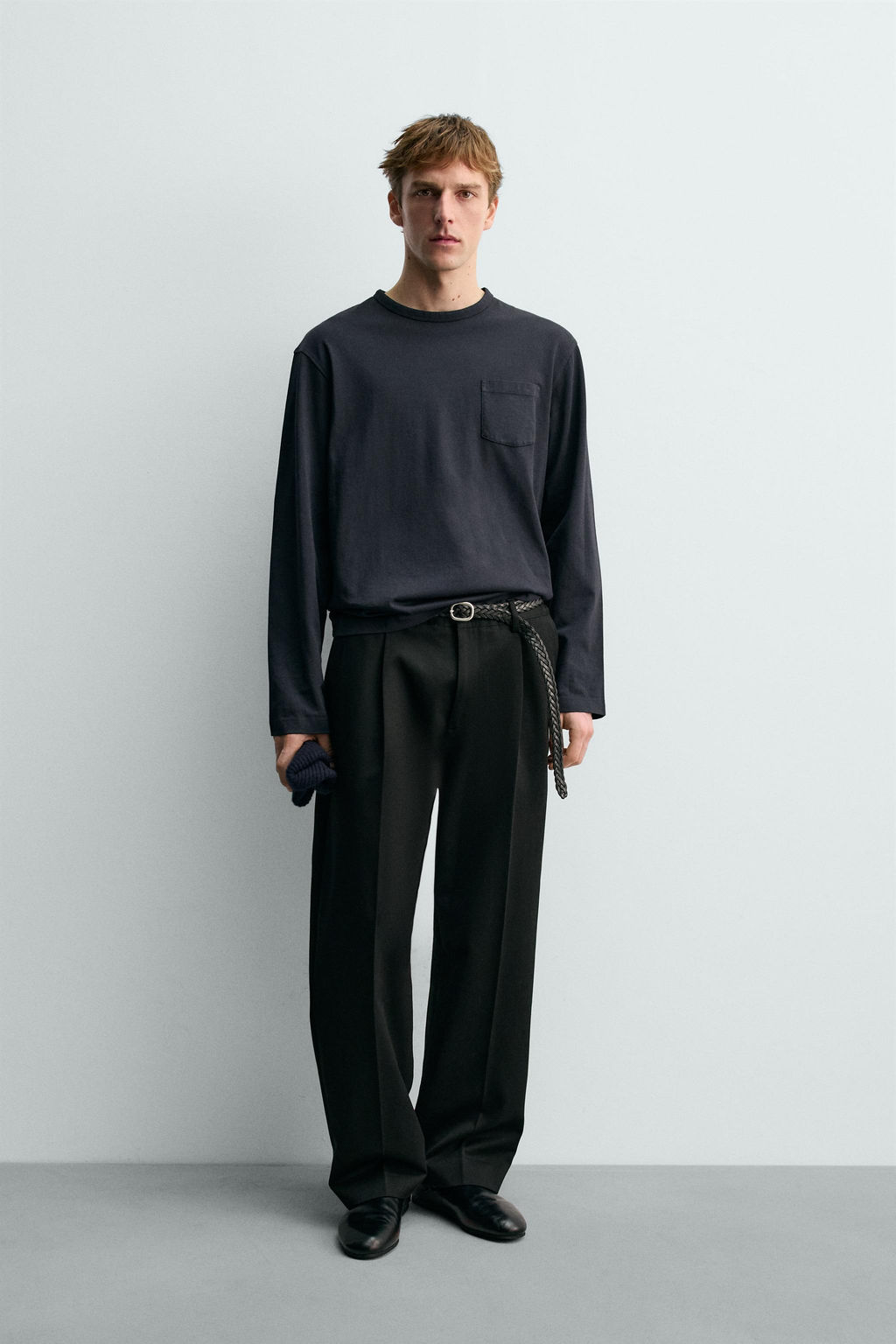 CAMISETA MANGA LARGA BOLSILLO AARON LEVINE X ZARA / Marino