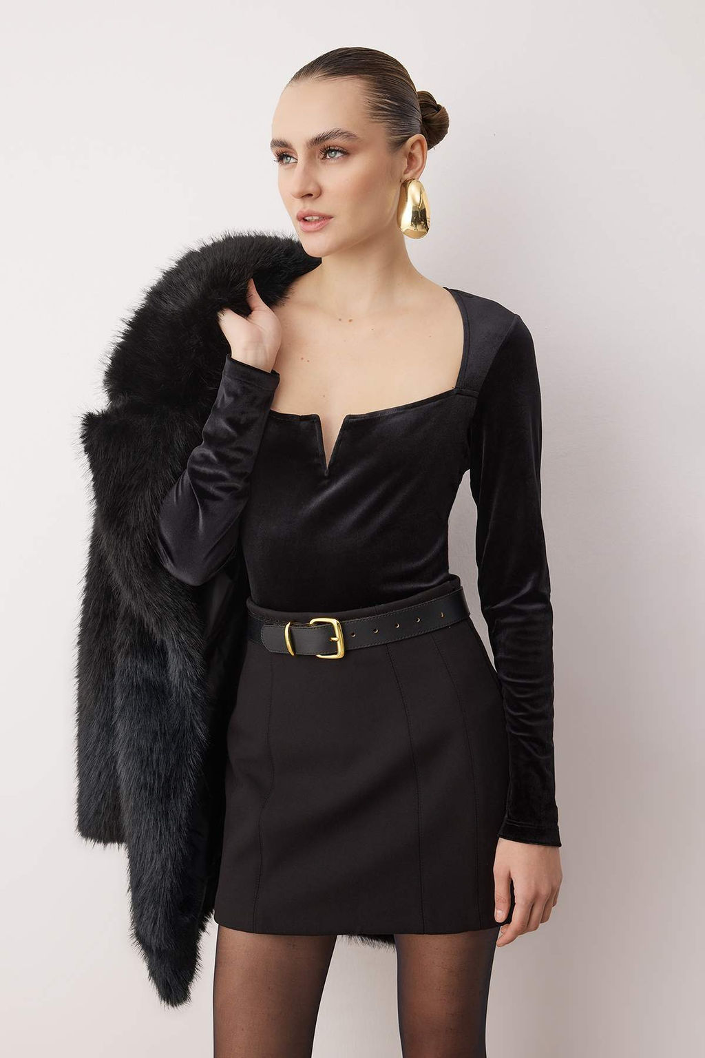 Siyah Kare Yaka Orme Kadife Alttan C?tc?tl? Body TPRAW26BD00009 - Trendyolmilla фото 2