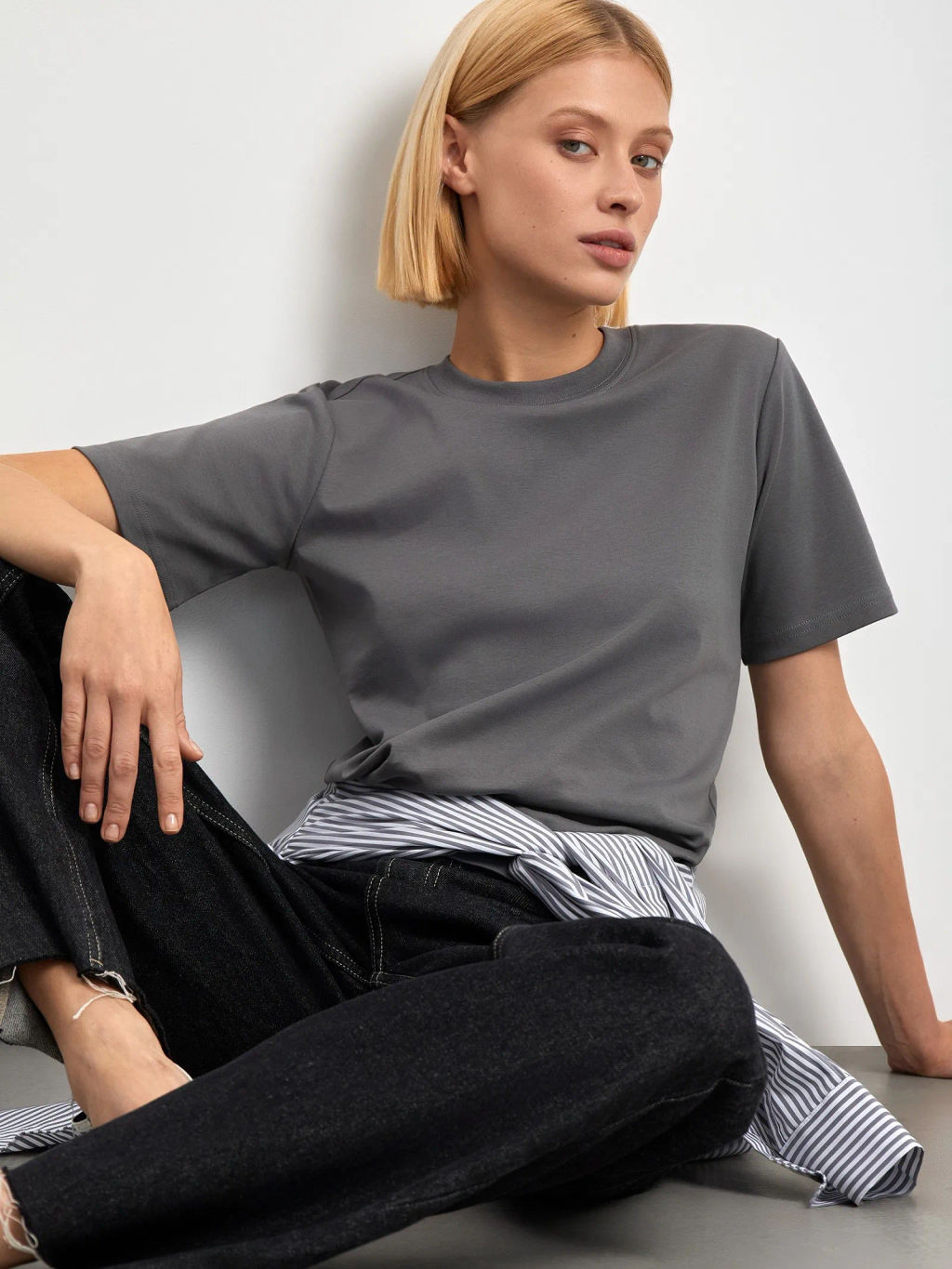 EMKA / Футболка однотонная  фото 2