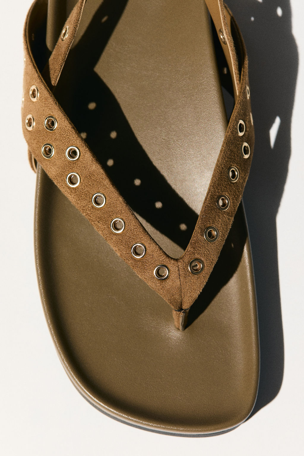 Sandalias con ojales decorativos - H&m фото 3