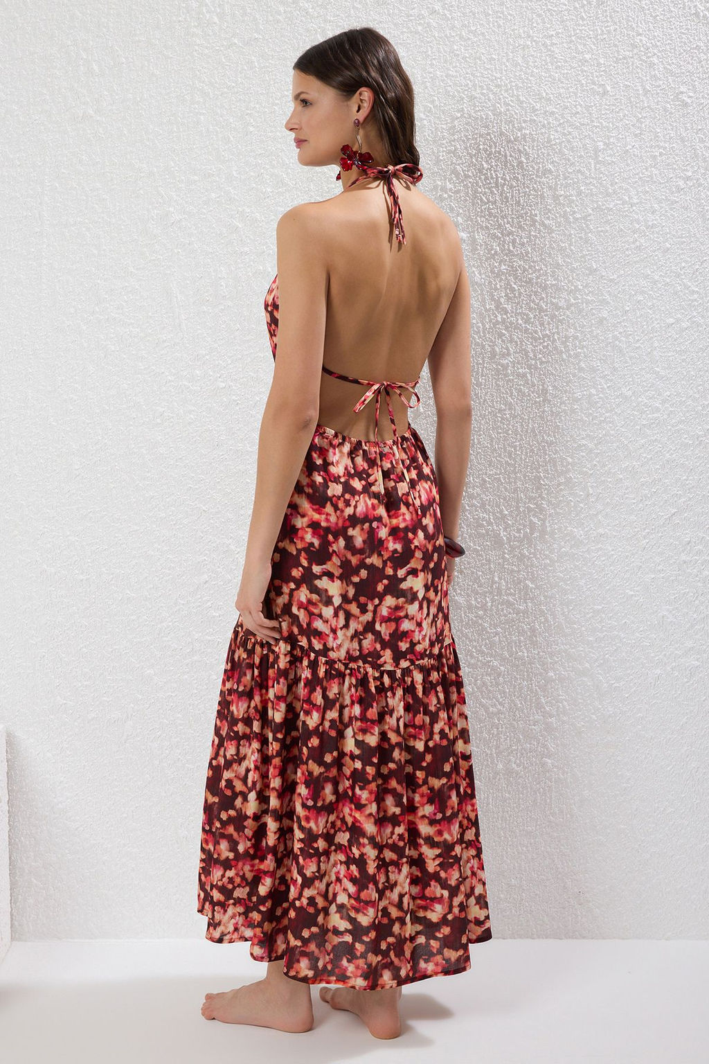 TRENDYOLMILLA Batik Desenli Maxi Dokuma Aksesuarl? Plaj Elbisesi TBESS25EL00081