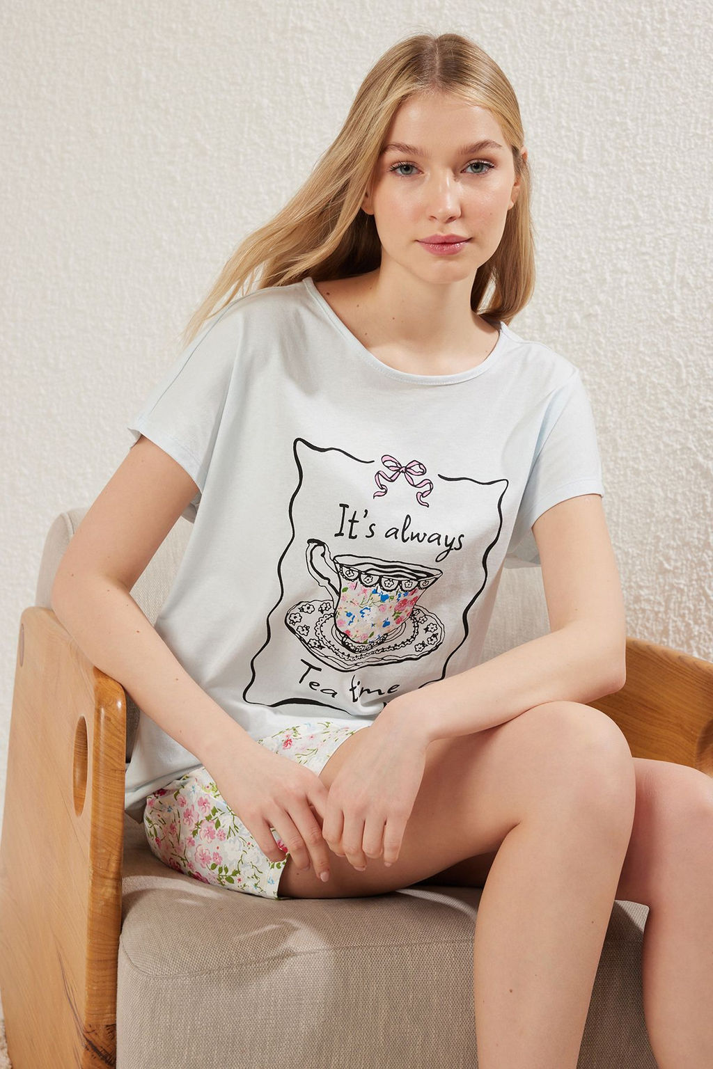 Trendyolmilla Mavi %100 Pamuklu Cicekli Sortlu Orme Pijama Tak?m? THMSS25PT00184 фото 2