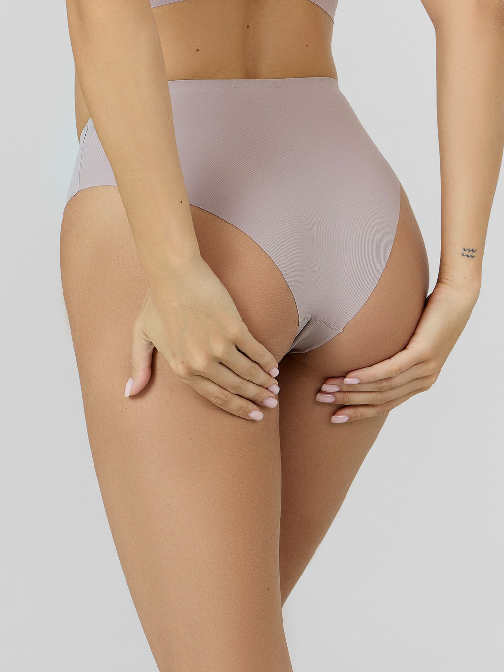 Цена за 2 штуки! ТРУСЫ ЖЕНСКИЕ - Mark formelle фото 4