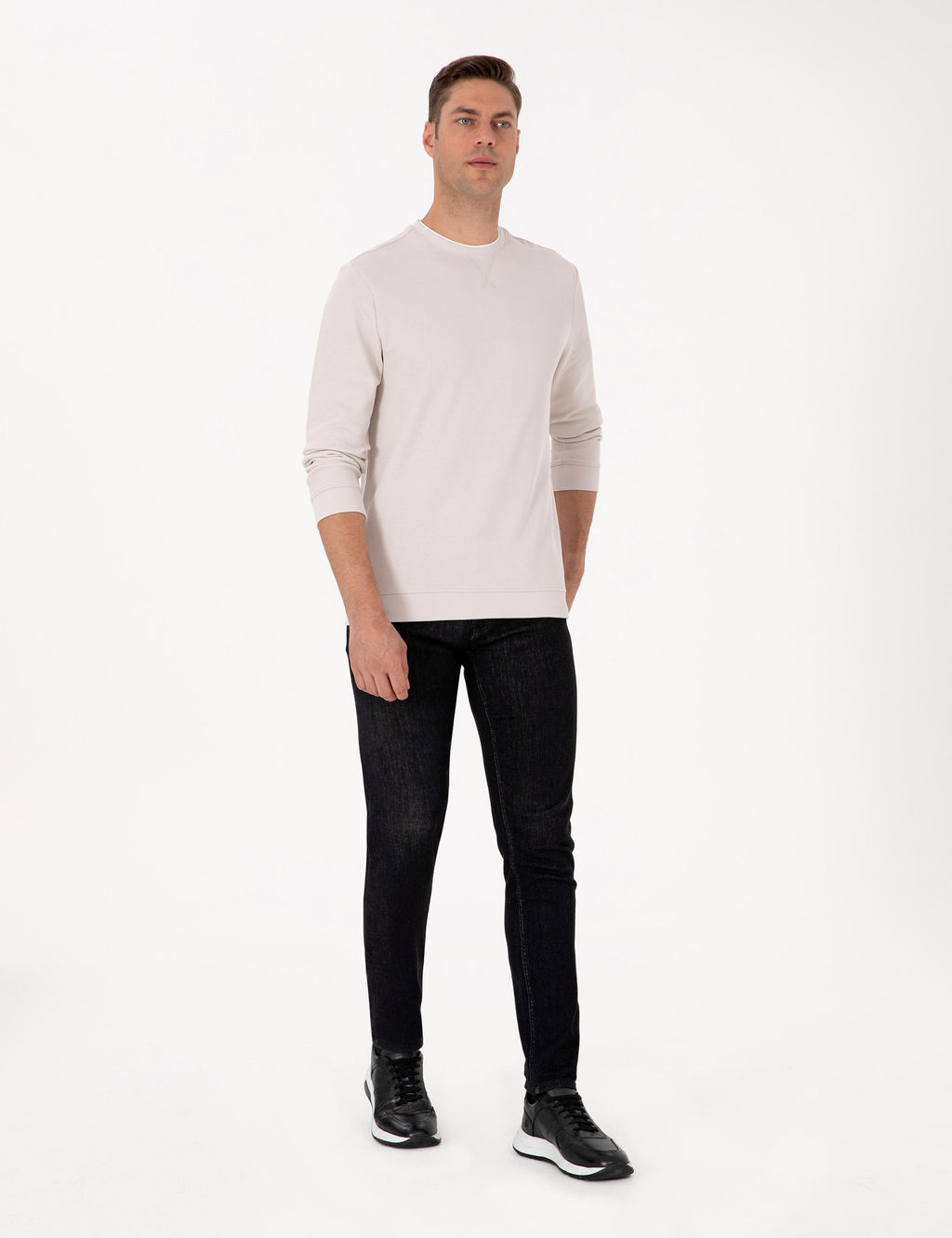 Ta_ Regular Fit Sweatshirt