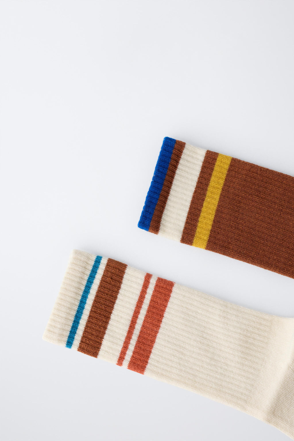 2-PACK OF LONG STRIPED SOCKS - Zara фото 3