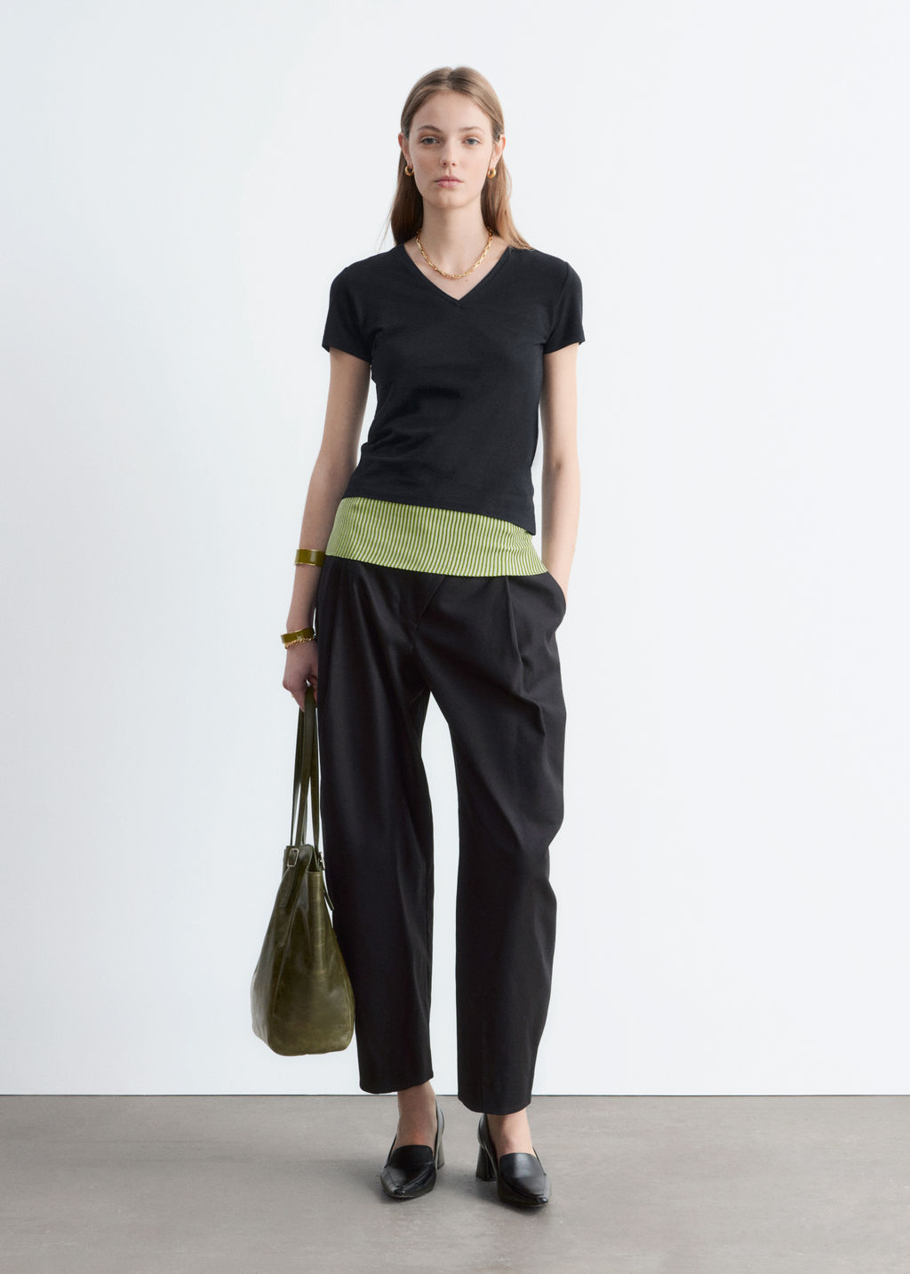 Camiseta de algod?n con escote en pico - H&m фото 5