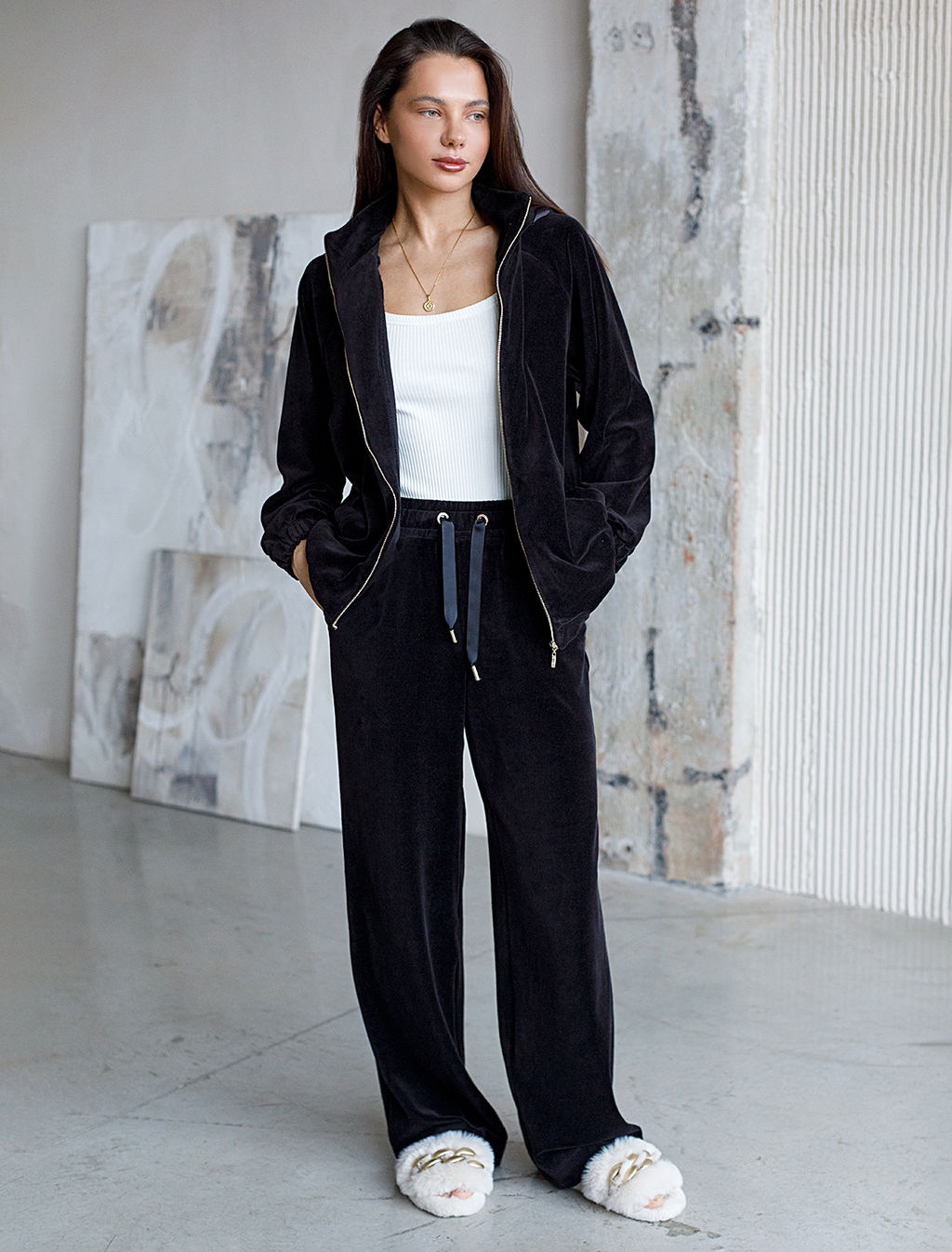 Прямые брюки из бархатистого велюра - Vilatte фото 9