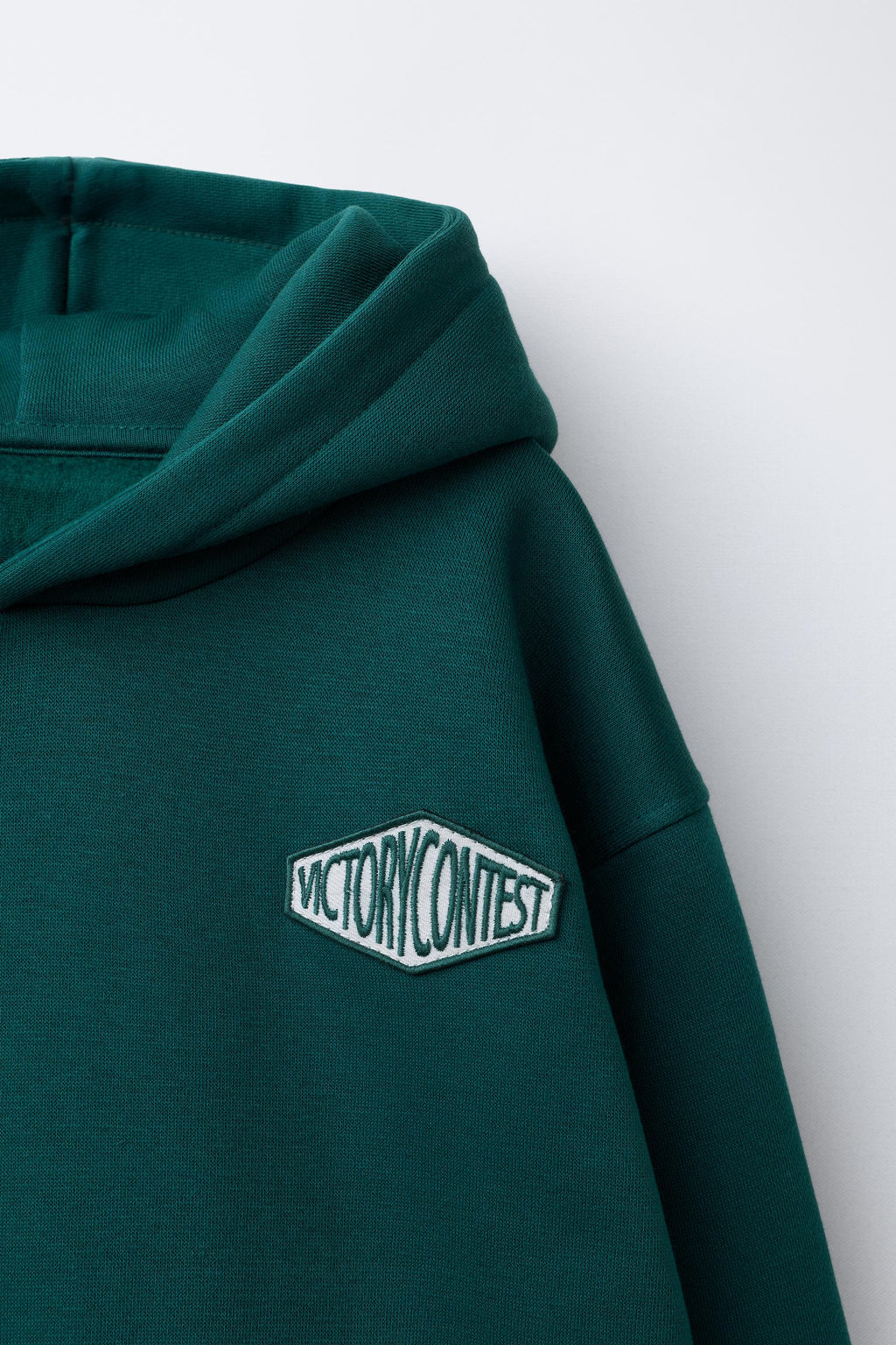 HOODIE AND JOGGER TROUSERS SET WITH PATCH - Zara фото 6