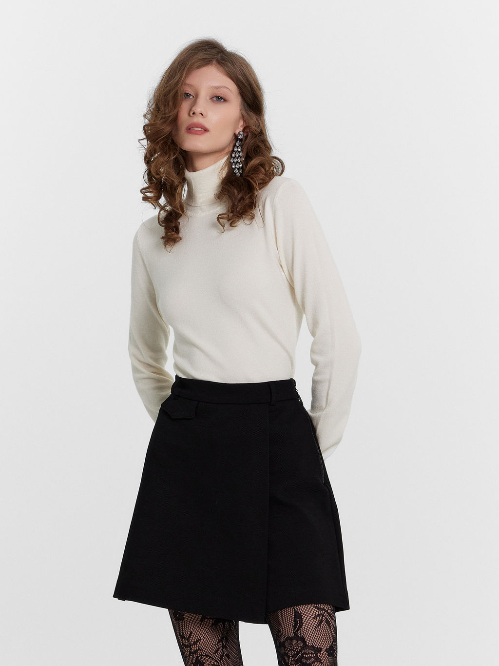 Водолазка женская кремовая молочный 122911