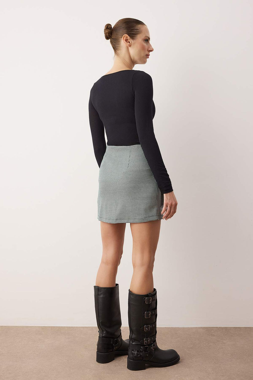 Siyah Kazayakl? Mini Sort Etek Sort & Bermuda TWOAW26SR00059