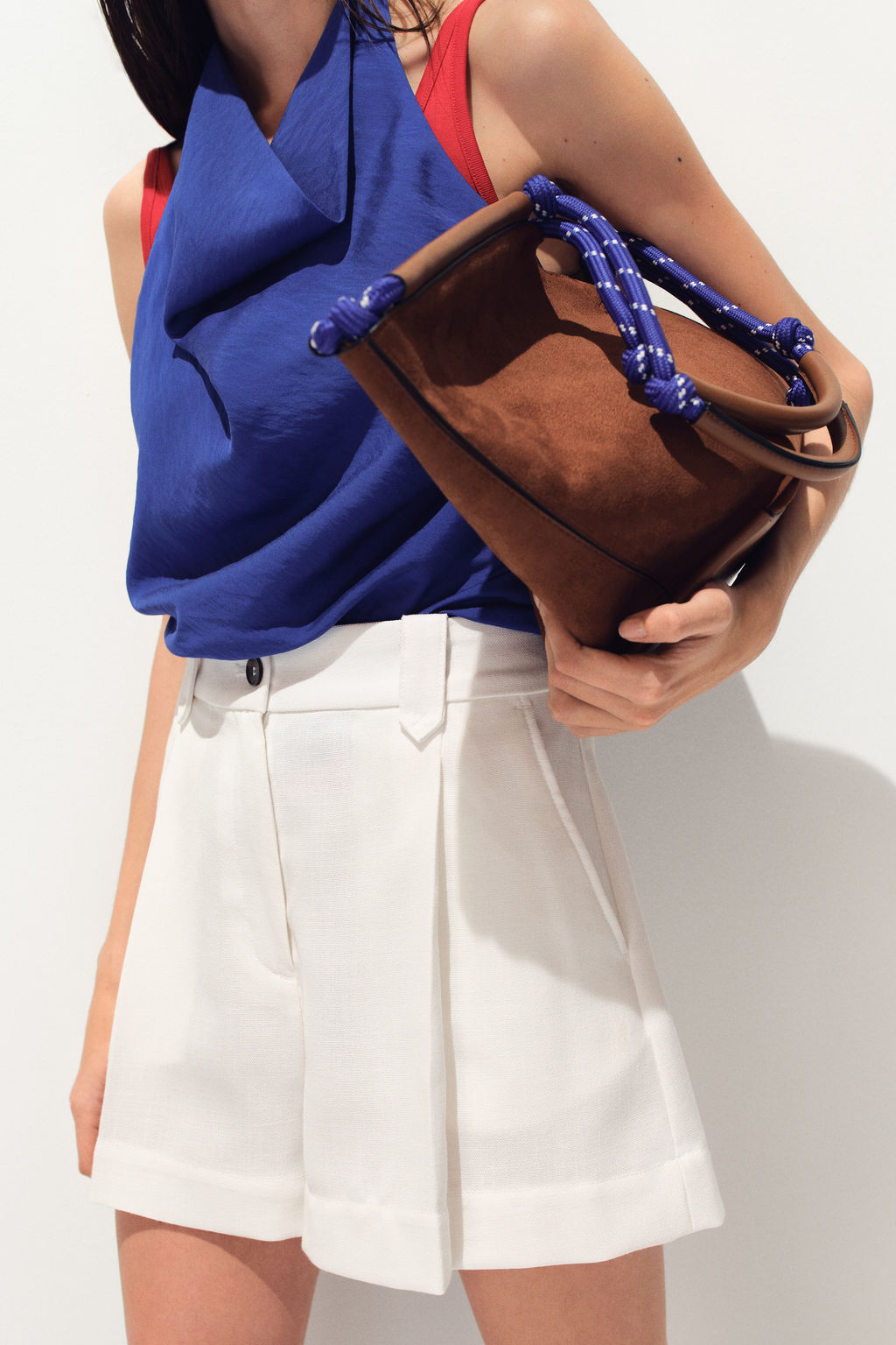 Pantal?n corto con pliegues - H&m фото 2