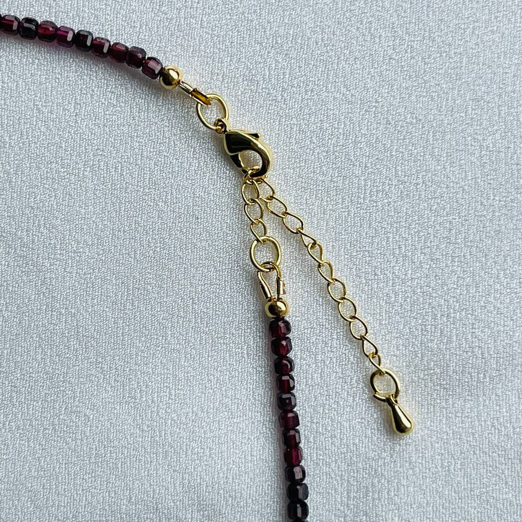 Колье из Граната