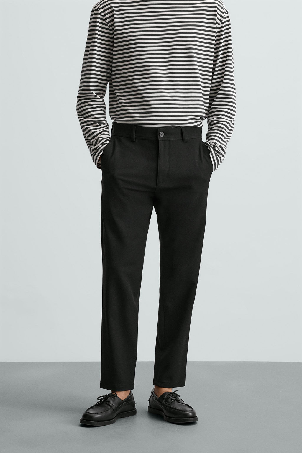 PANTAL?N CHINO ESTRUCTURA CONFORT / Negro - Zara фото 2