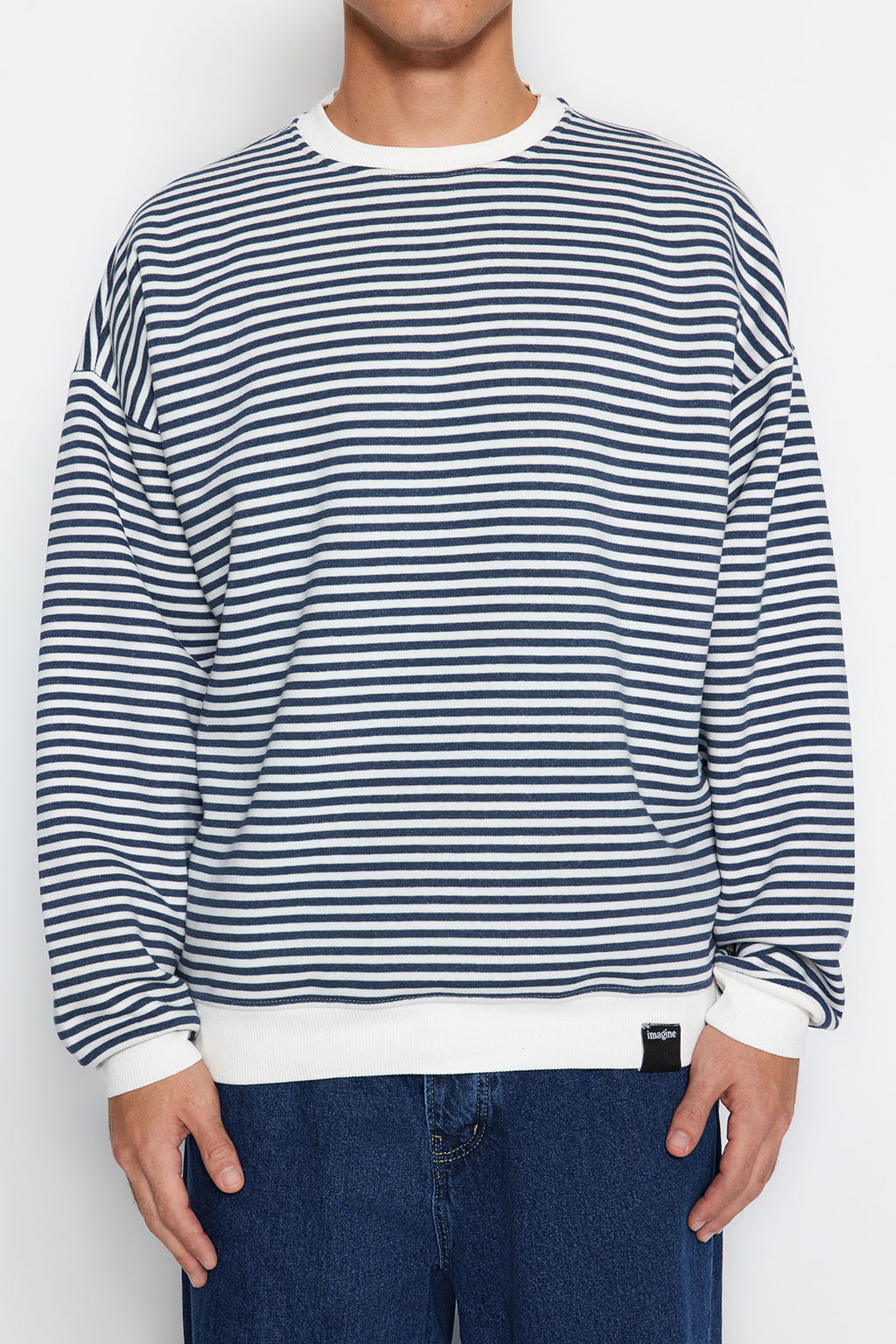 TRENDYOL MAN Siyah Oversize/Genis Kesim Cizgili Ici Polar/S?cak Tutan Sweatshirt TMNAW24SW00065 - Trendyolmilla фото 27
