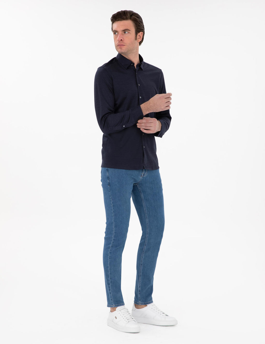 Безусловная рубашка с длинным рукавом с темно -синим - Cacharel фото 4