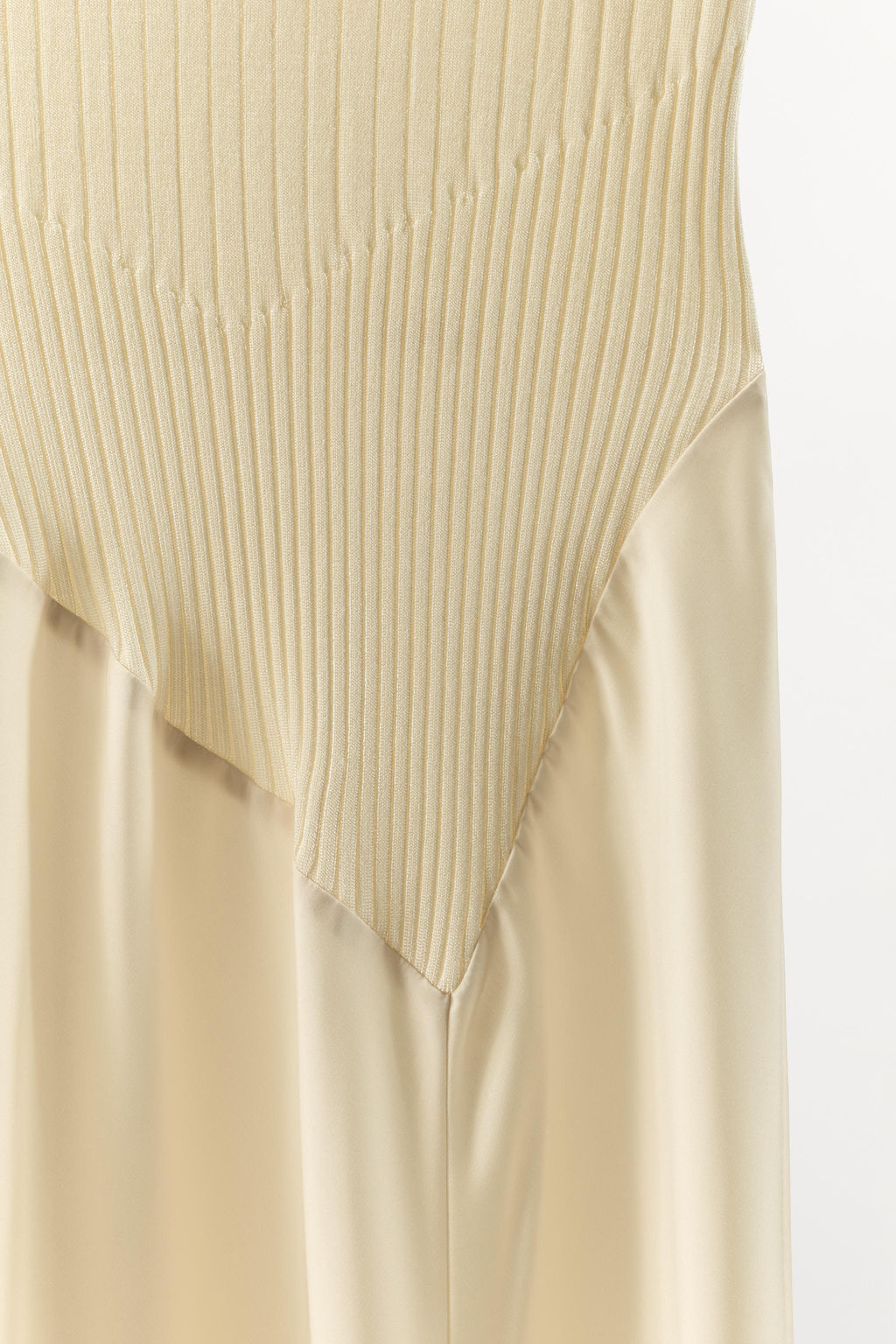 VESTIDO COMBINADO PUNTO / Crudo - Zara фото 6