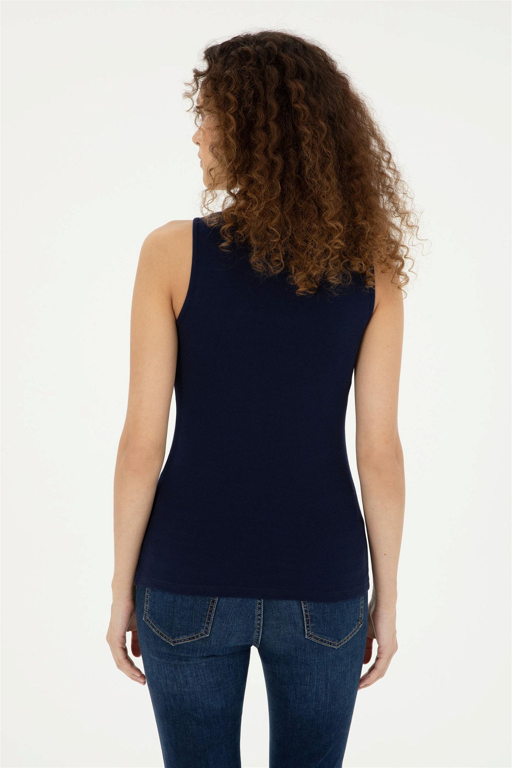 Женская базовая футболка без рукавов темно-синего цвета с круглым вырезом Неожиданная скидка в корзине - U.s. polo assn фото 5