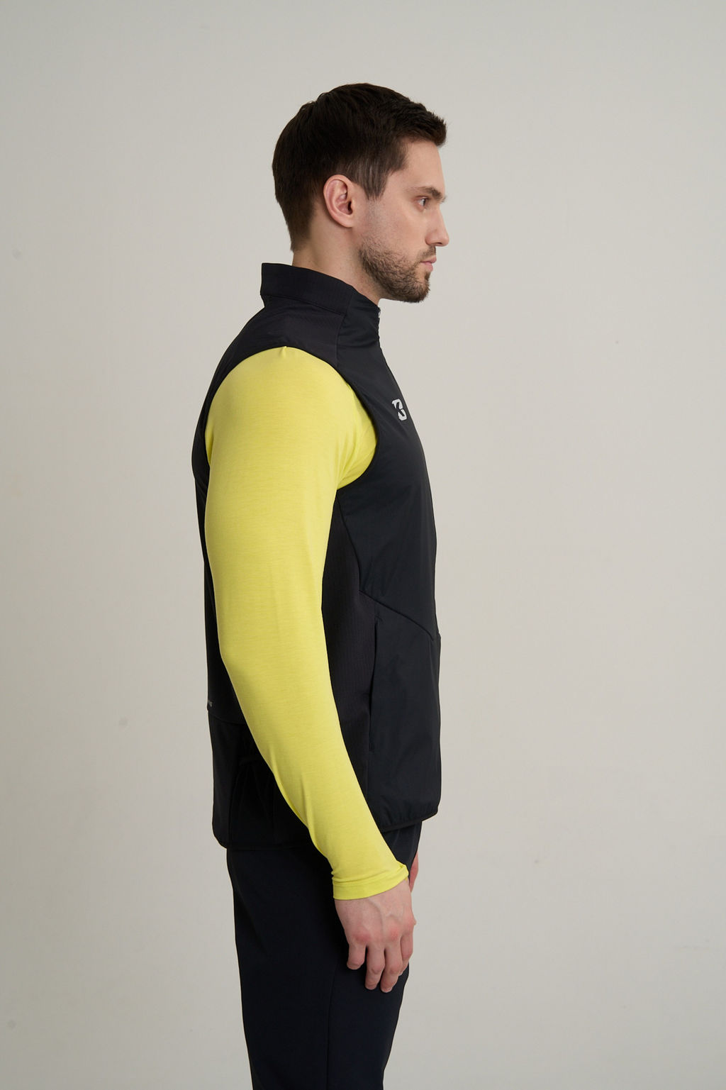 Жилет Черный ANTA RUNNING Woven Vest  фото 4