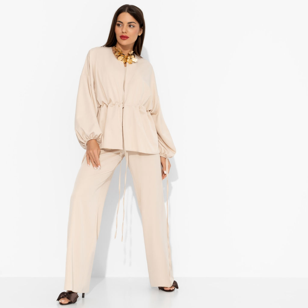 Брючный костюм нарядный Приручённый шик (3 в 1 бежевый)