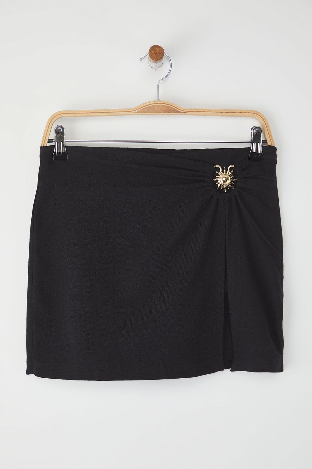 Trendyolmilla Siyah Dokuma 100% Pamuk Aksesuar Ve Y?rtmac Detayl? Plaj Etek Sort TBESS25SR00018 фото 6