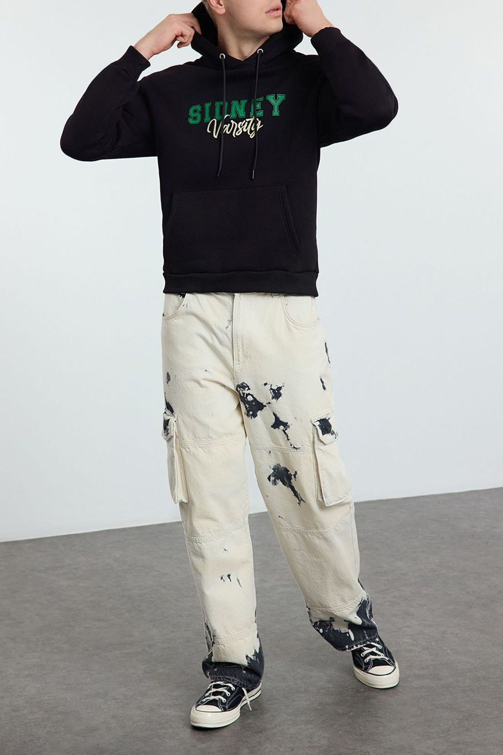 Ekru Oversize/Genis Kesim Yaz? Bask?l? Kapusonlu Sweatshirt TMNAW25SW00078 - Trendyolmilla фото 13