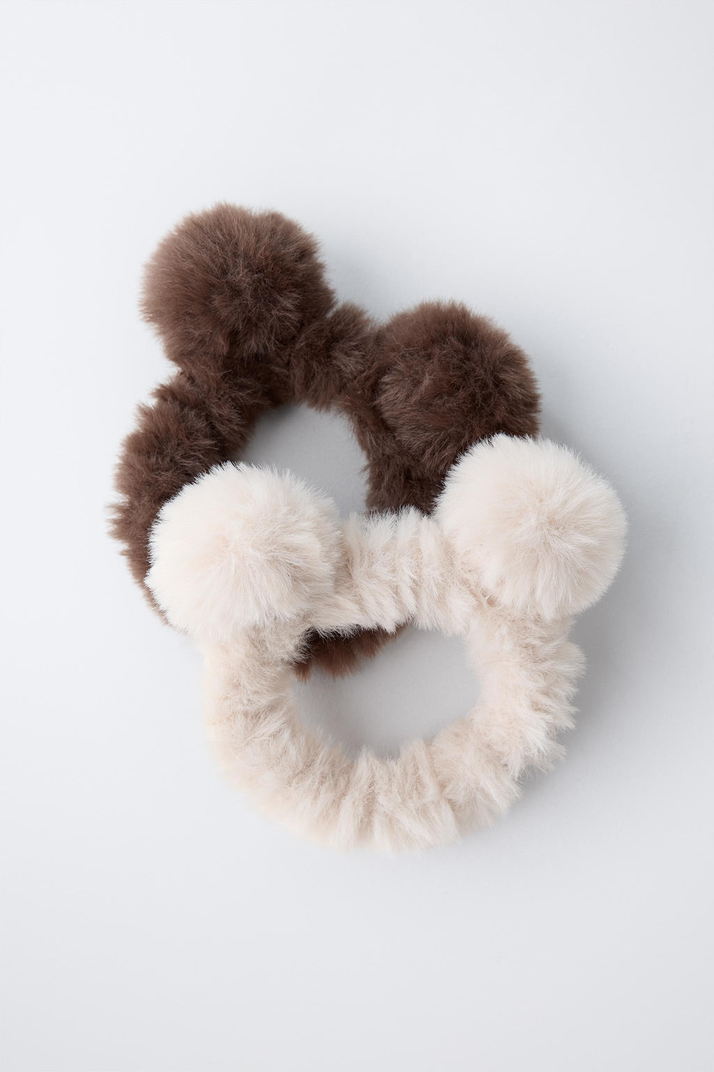 PACK OF TWO FAUX FUR EAR SCRUNCHIES - Zara фото 2