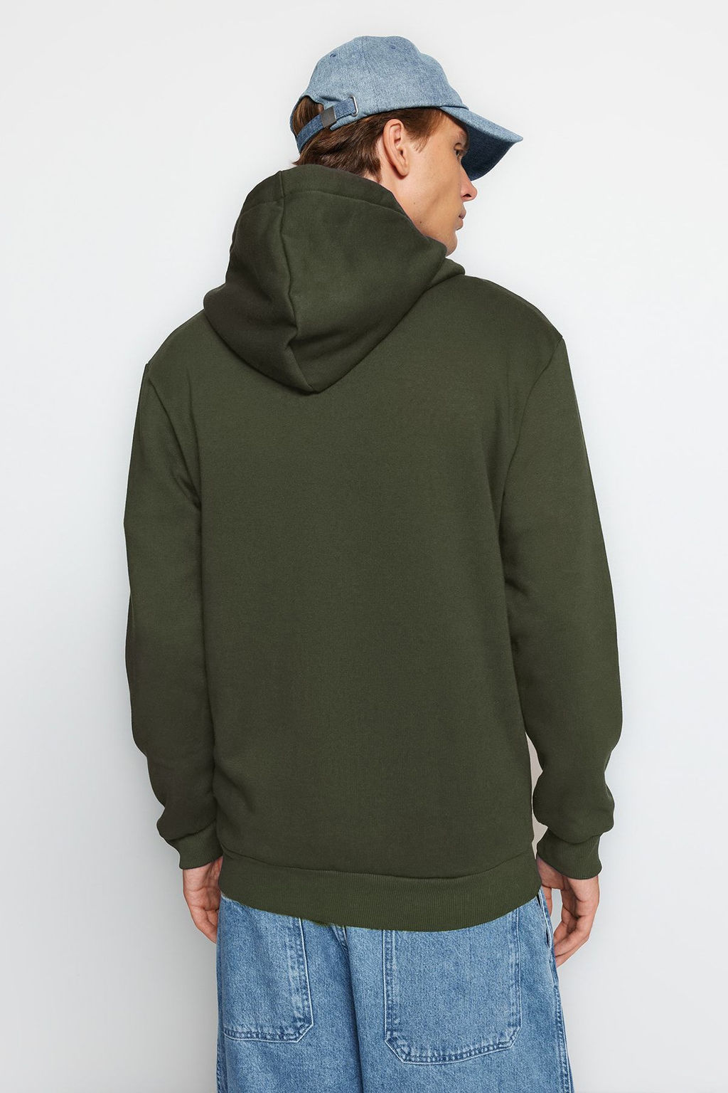 TRENDYOL MAN Gri Melanj Regular Fit Kapusonlu Fermuarl? Etiket Aplikeli Kal?n Sweatshirt TMNAW23SW00172 - Trendyolmilla фото 23
