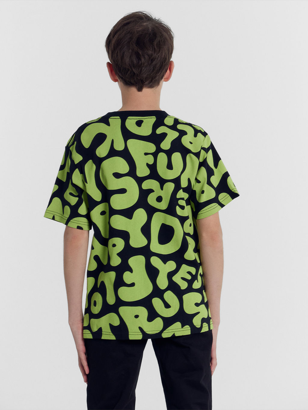 Футболка для мальчиков черная с буквами - Mark formelle фото 4