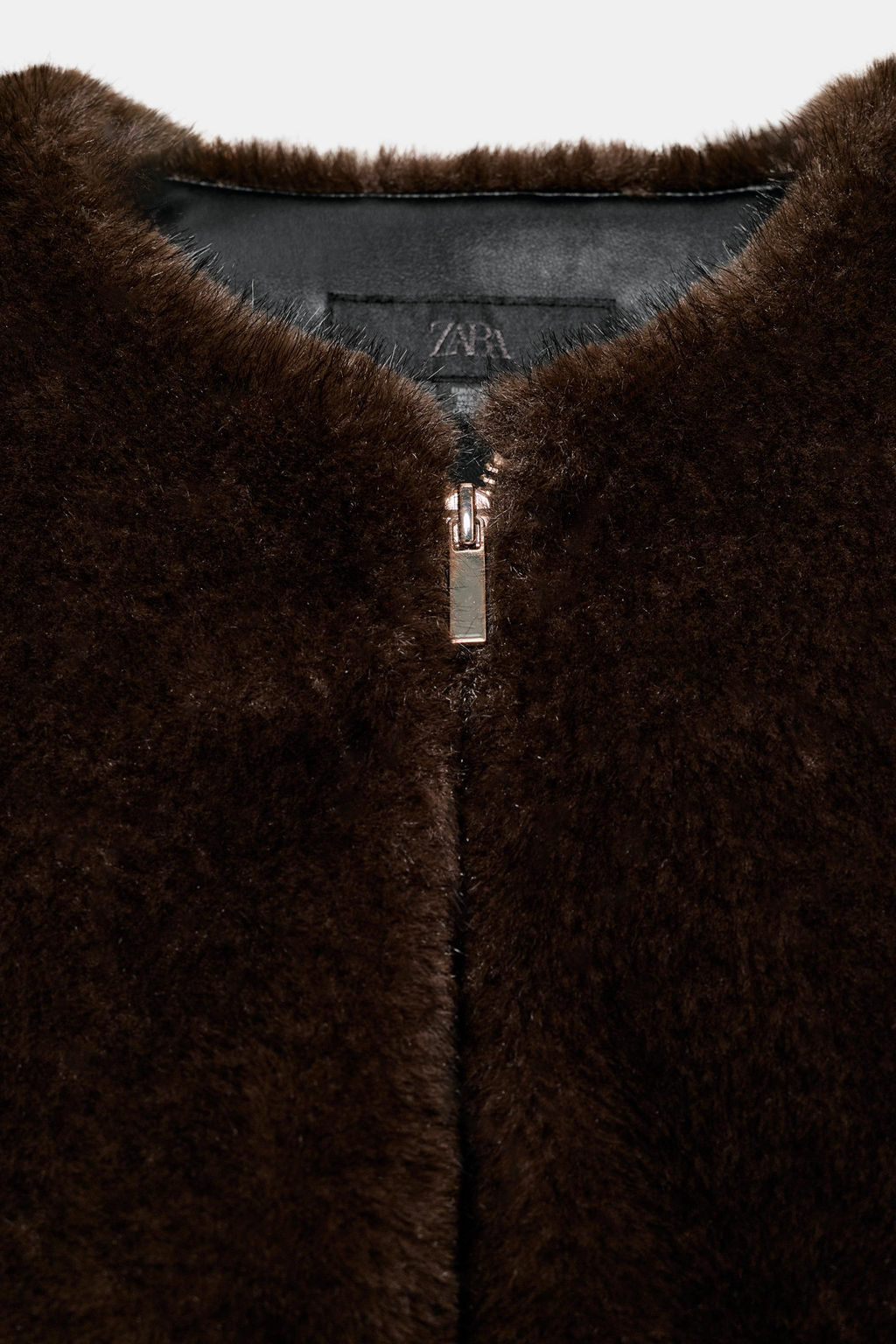FAUX FUR BOMBER JACKET - Zara фото 8